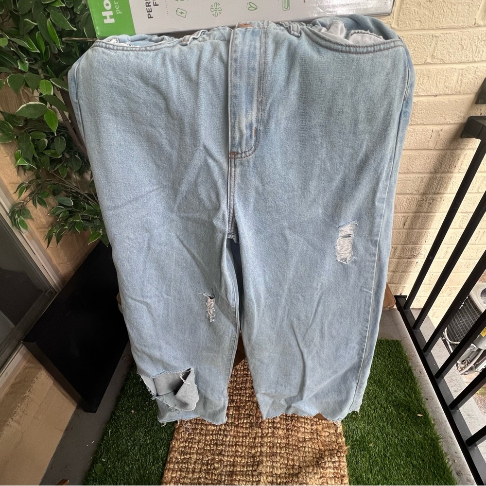Xtreme Wide leg distressed jeans
